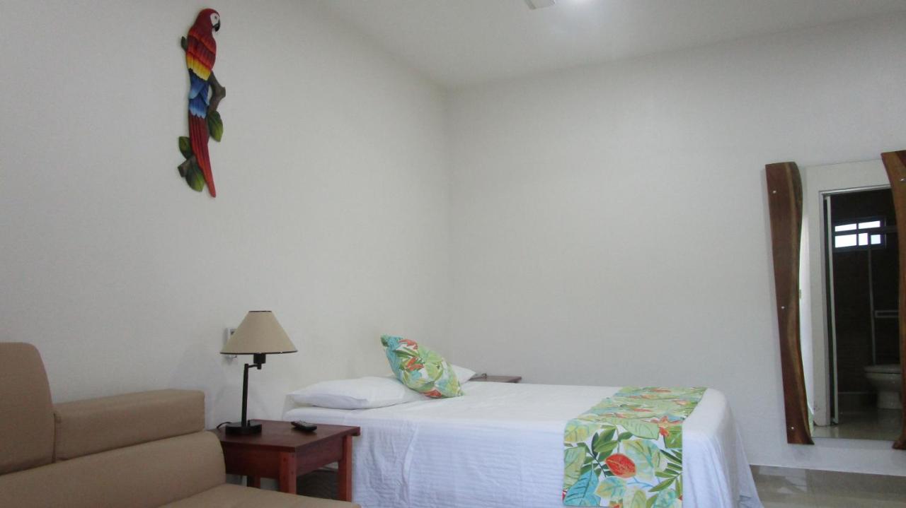 Hotel Sueno Tranquilo à Quepos Extérieur photo