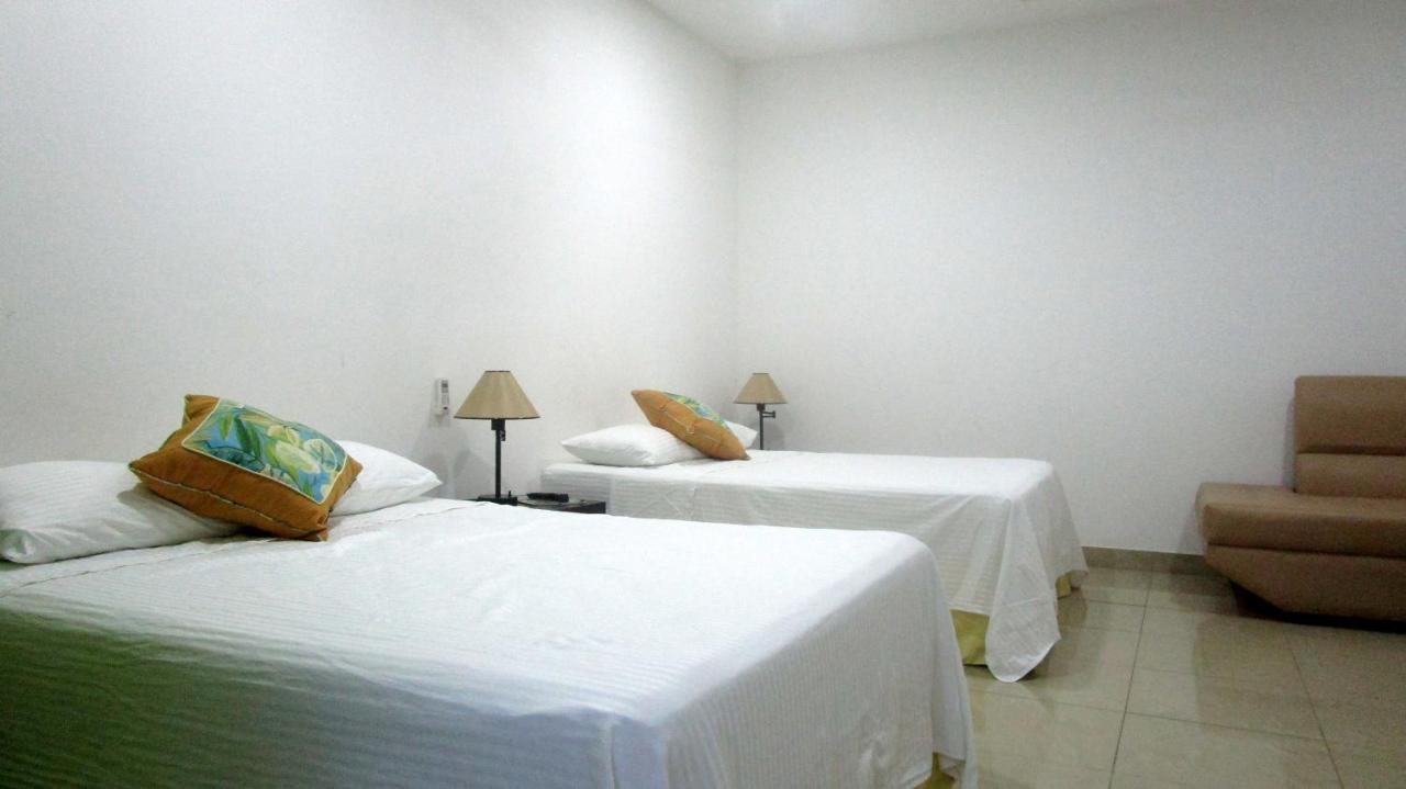 Hotel Sueno Tranquilo à Quepos Extérieur photo